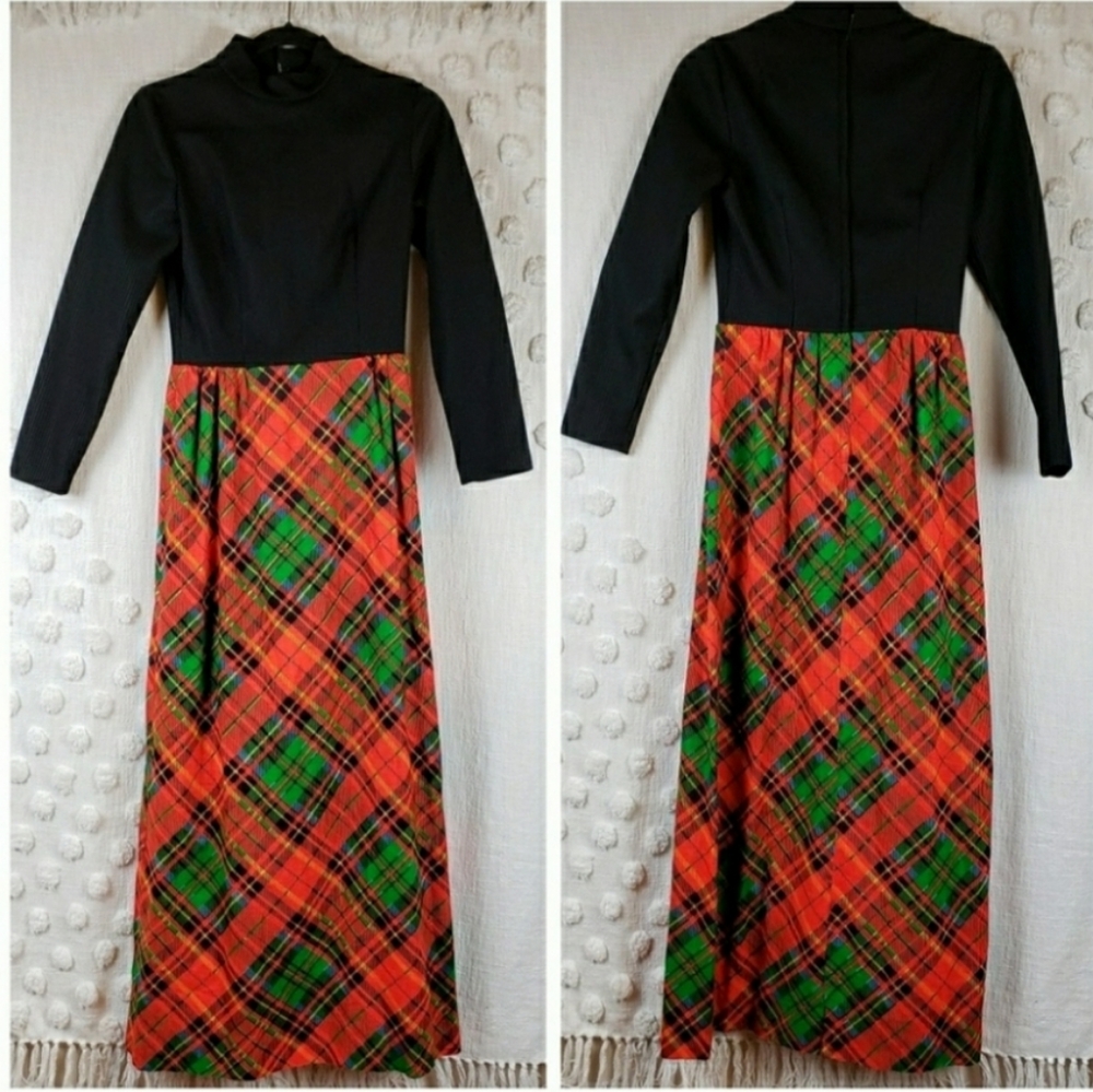 Vintage Long Sleeve Black & Red Plaid Maxi Dress